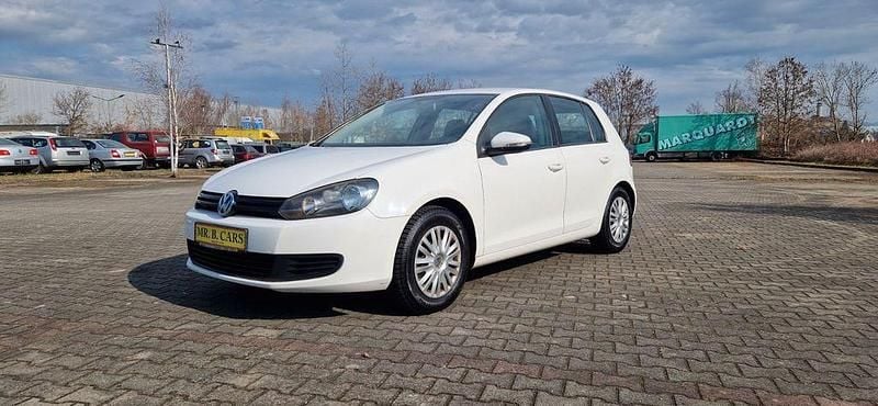 Gebraucht VW Golf VI Trendline 80 PS (58 kW) 2009 Weiß Kleinwagen
