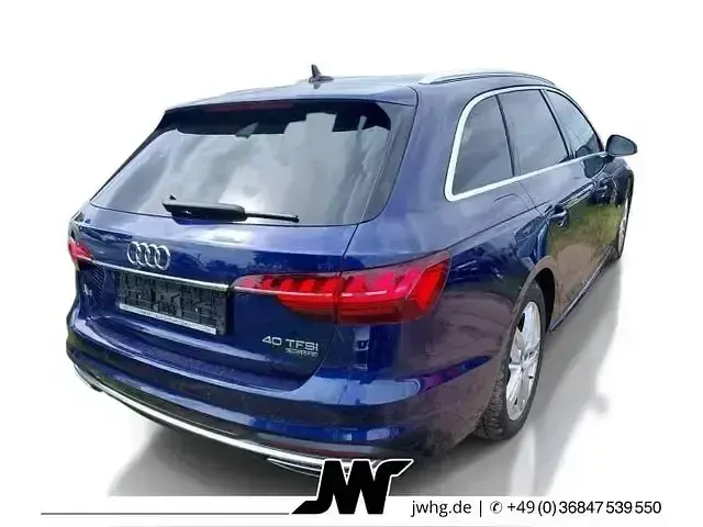 Gebraucht Audi A4 S-Line 204 PS (150 kW) 2023 Navarrablau metallic Kombi