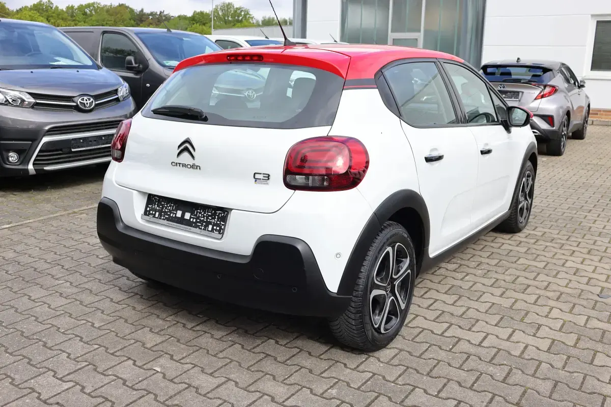 Usata Citroën C3 Shine 82 CV (60 kW) 2019 Bianco Utilitaria