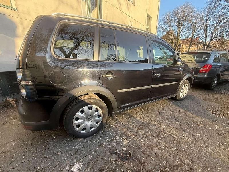 Gebraucht VW Touran Highline 140 PS (102 kW) 2008 Schwarz Van / Kleinbus