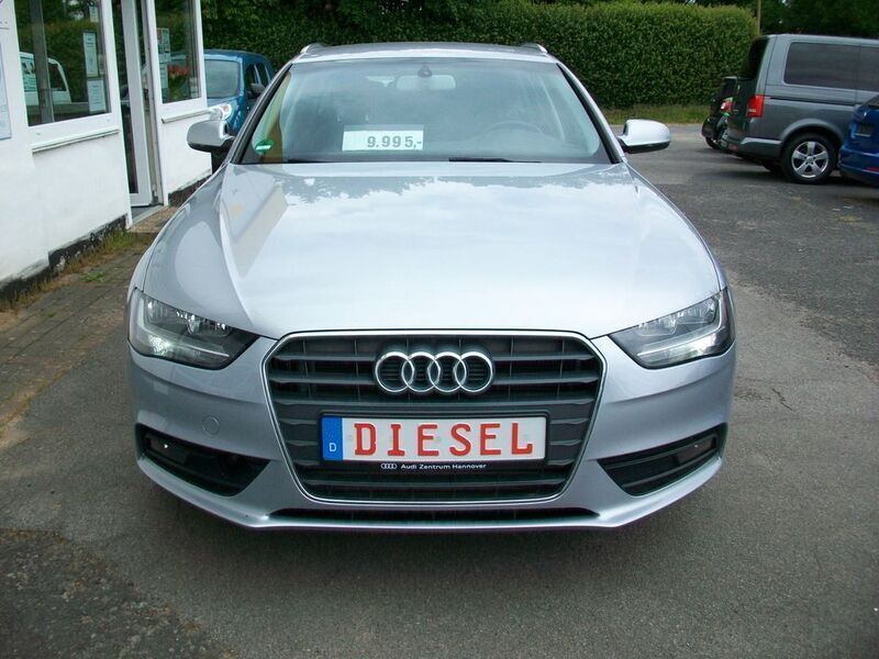Gebraucht Audi A4 Attraction 150 PS (110 kW) 2015 Florettsilber metallic (metallic) Kombi