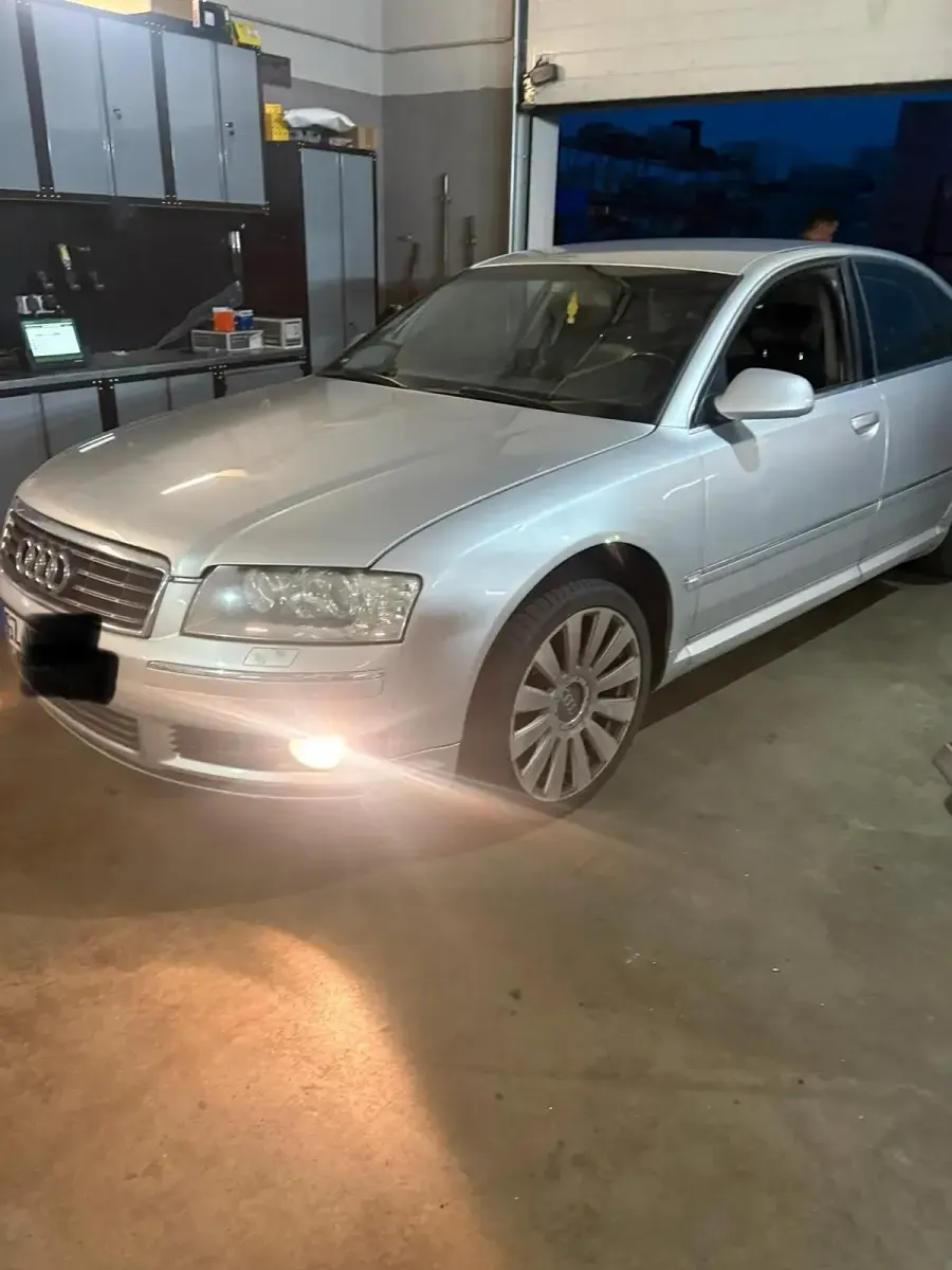 Gebraucht Audi A8 2005 Silber Limousine