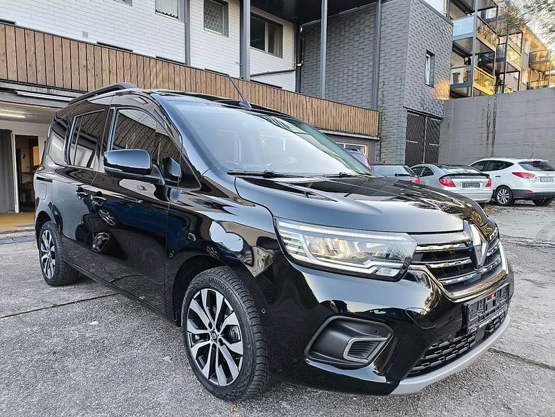 Gebraucht Renault Kangoo Techno 116 PS (85 kW) 2023 Blackpearlschwarz Van / Kleinbus