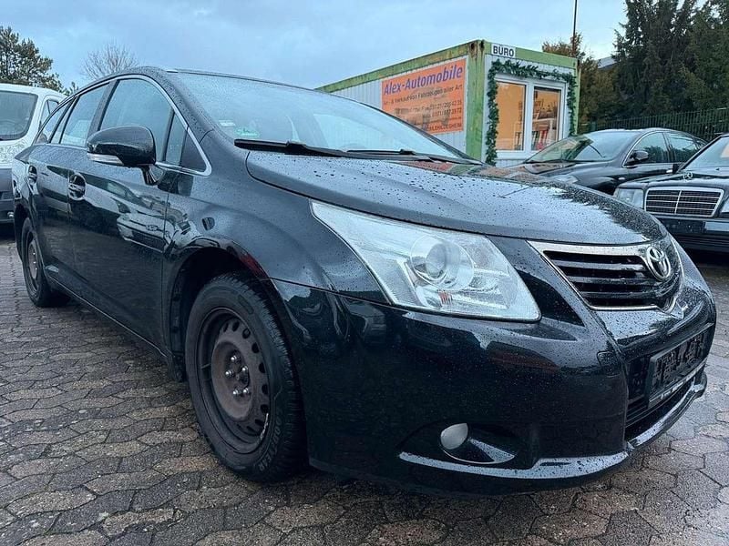 Gebraucht Toyota Avensis 147 PS (108 kW) 2011 Schwarz Kombi