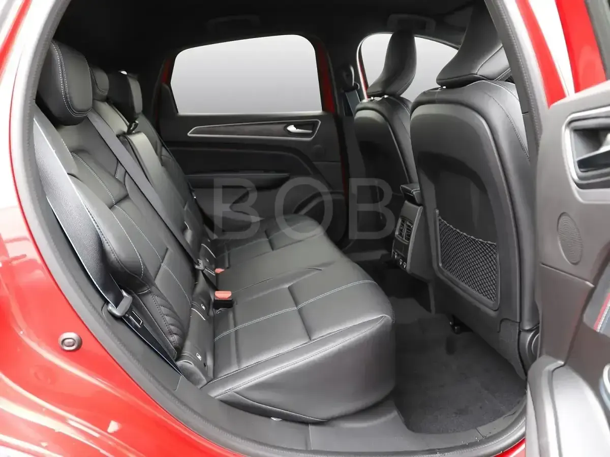 Gebraucht Renault Arkana Bose Edition 158 PS (116 kW) 2025 Rot SUV