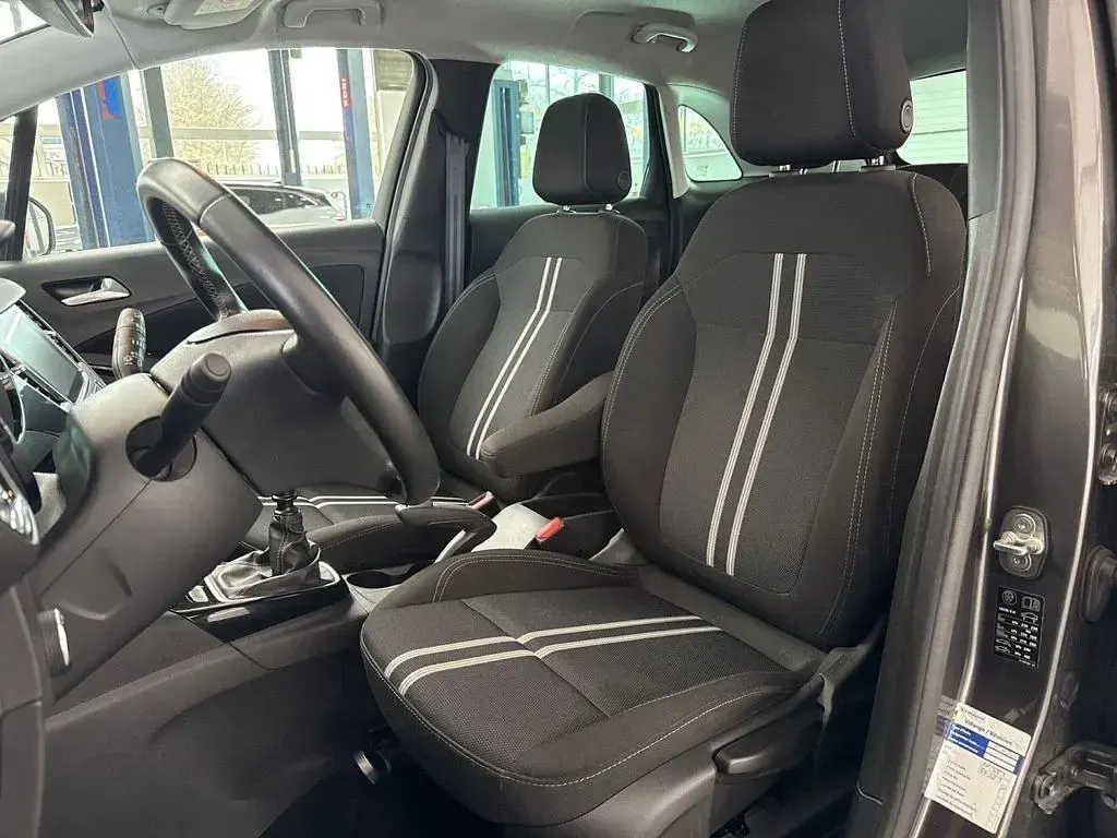 Gebraucht Opel Crossland Elegance 110 PS (80 kW) 2024 Grau SUV