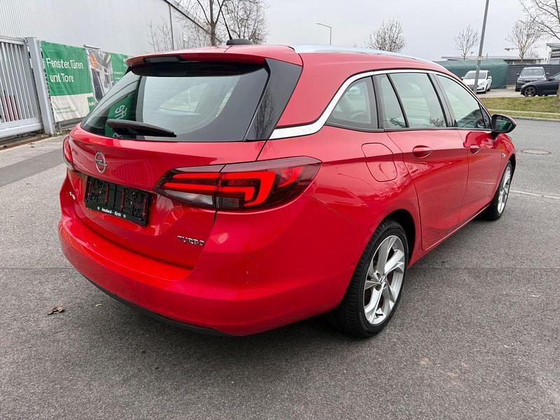 Gebraucht Opel Astra Innovation 150 PS (110 kW) 2016 Rot Kombi