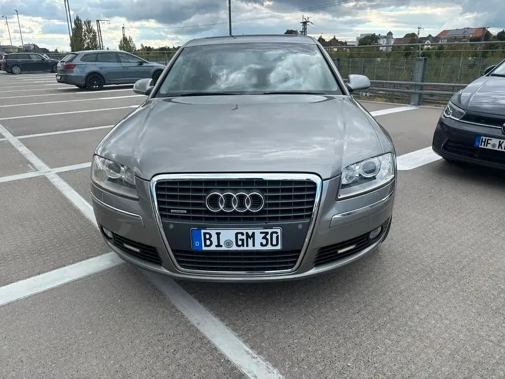 Gebraucht Audi A8 Sport 232 PS (170 kW) 2004 Grau Limousine