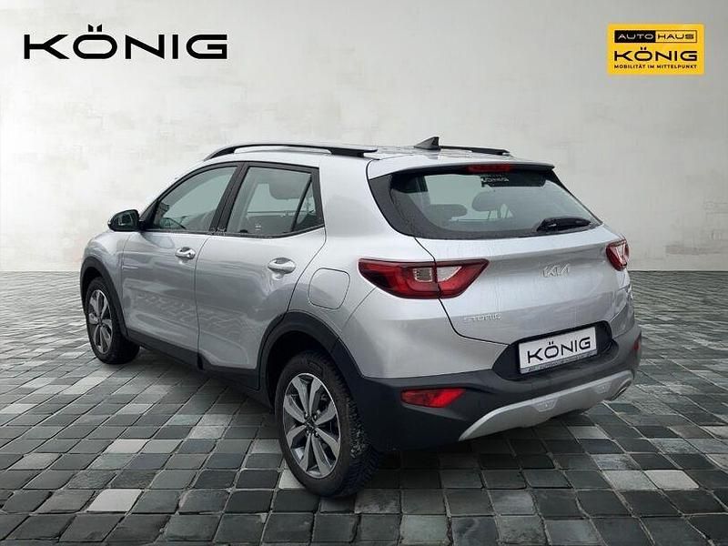 Gebraucht Kia Stonic Vision 101 PS (74 kW) 2024 Silber SUV