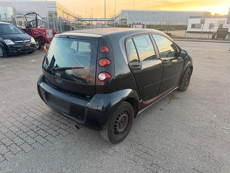 Second-hand Smart ForFour 75 CP (55 kW) 2005 Negru Hatchback