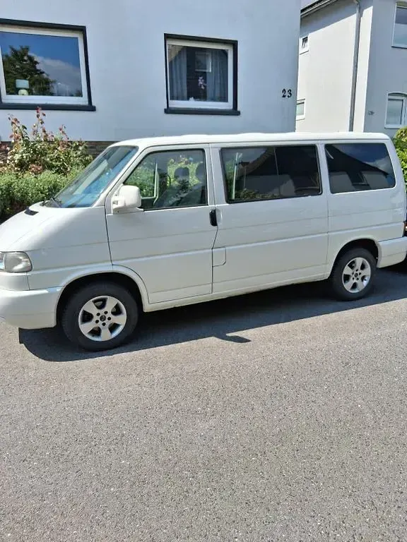 Używany VW Multivan 84 KM (61 kW) 1998 Biały Minivan