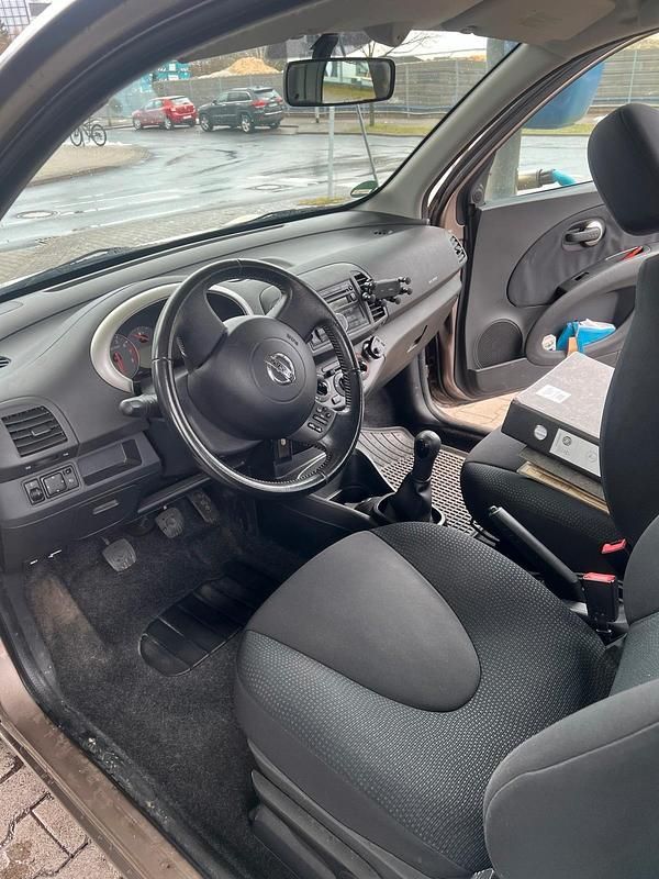 Gebraucht Nissan Micra 85 PS (62 kW) 2010 Braun Kleinwagen
