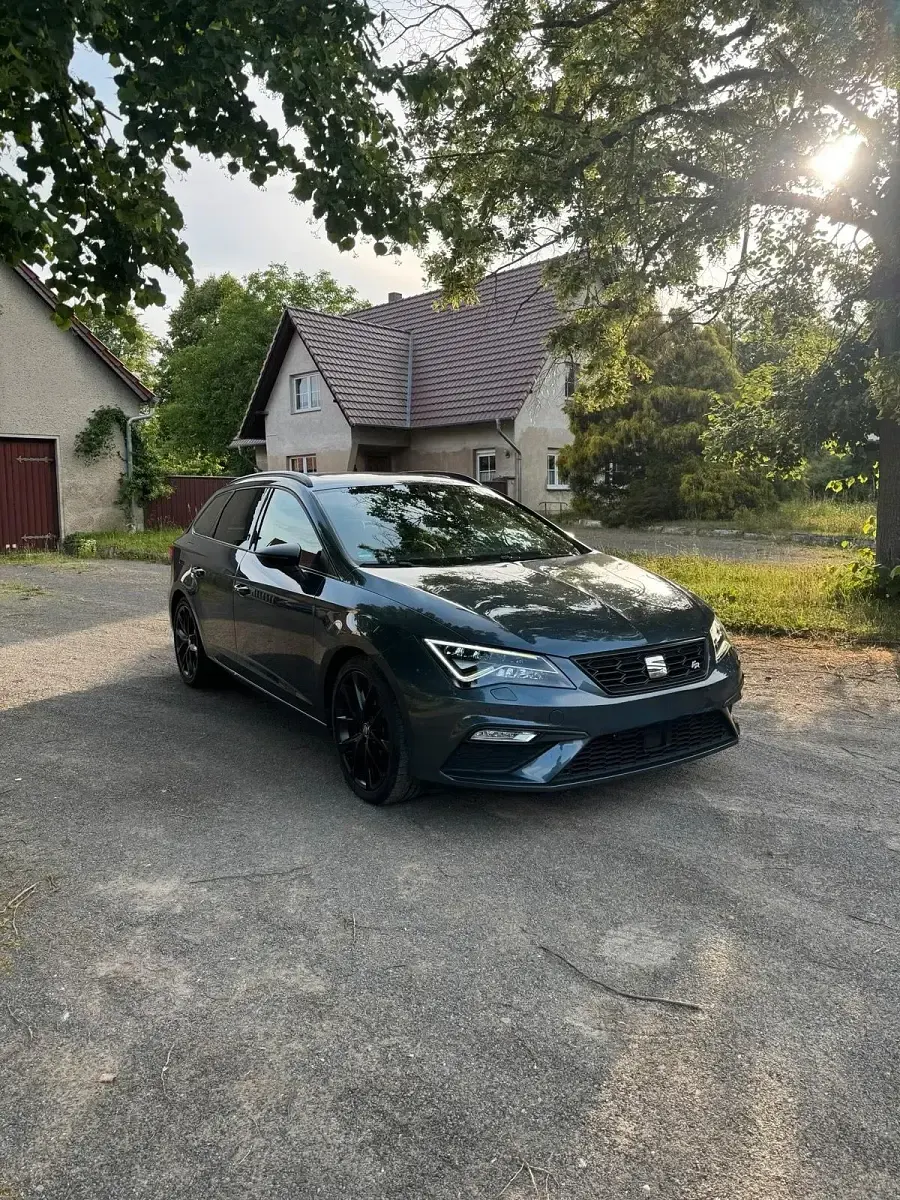 Gebraucht Seat Leon ST FR 150 PS (110 kW) 2020 Grau Kombi