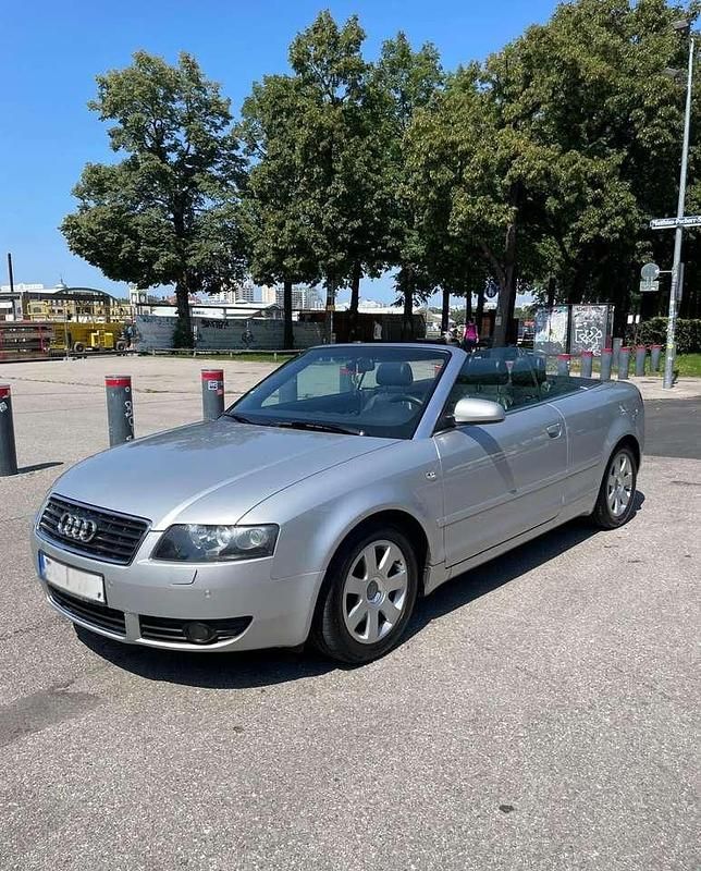 Silber Gebraucht 2004 Audi A4 Cabriolet Cabrio | 5.200 € (Guter Preis) - Bild 1/4