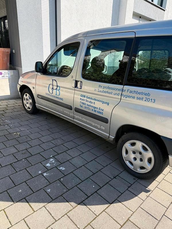 Gebraucht Citroën Berlingo 90 PS (66 kW) 2001 Silber Van / Kleinbus