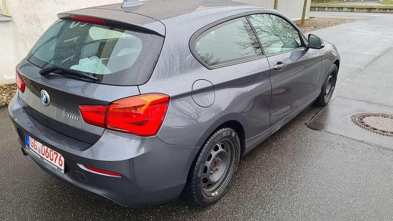 Gebraucht BMW 118 Advantage 136 PS (100 kW) 2016 Grau Kleinwagen