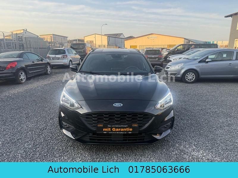 Gebraucht Ford Focus ST-Line 125 PS (91 kW) 2018 Schwarz Kombi