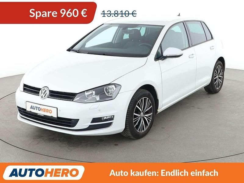 Weiß Gebraucht 2017 VW Golf VII Allstar Limousine | 12.850 € (Guter Preis) - Bild 1/3