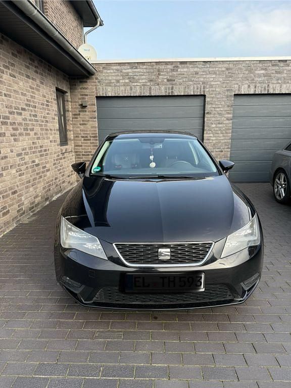 Gebraucht Seat Leon Style 122 PS (89 kW) 2014 Schwarz Limousine