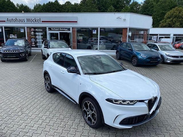 Weiß Gebraucht 2023 Alfa Romeo Tonale Ti SUV | 31.890 € (Fairer Preis) - Bild 1/4