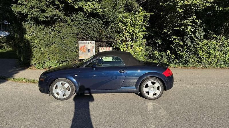 Gebraucht 2003 Audi TT Roadster Cabrio | 7.390 € (Fairer Preis) - Bild 1/4