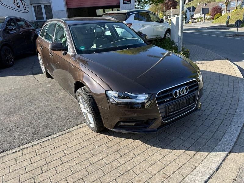 Gebraucht Audi A4 Ambiente 170 PS (125 kW) 2015 Braun Kombi