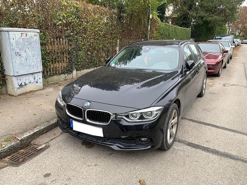 Gebraucht BMW 330 258 PS (189 kW) 2018 Schwarz Kombi