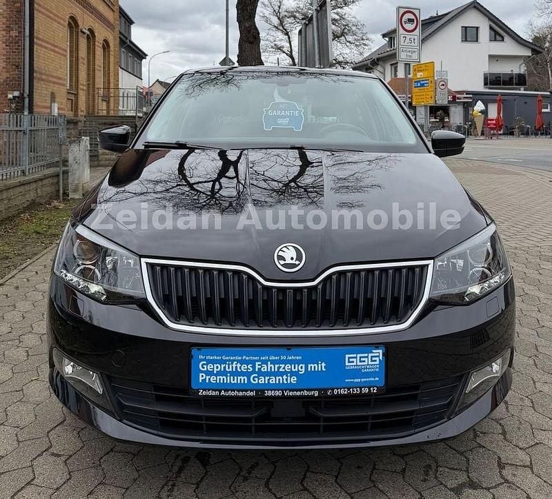 Gebraucht Skoda Fabia Joy 90 PS (66 kW) 2016 Schwarz Limousine