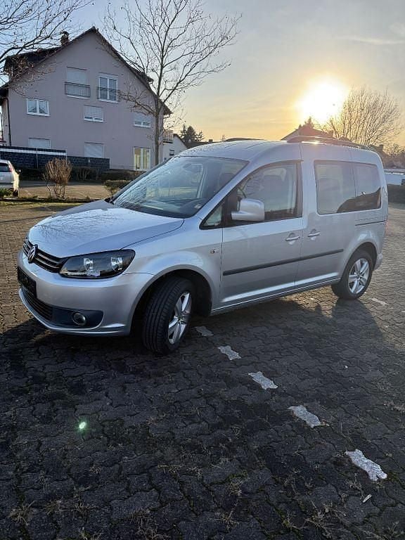 Silber Gebraucht 2011 VW Caddy Van / Kleinbus | 15.900 € - Bild 1/4