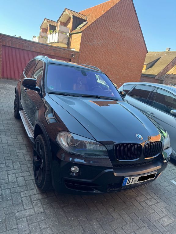 Schwarz Gebraucht 2009 BMW X5 Sport Line SUV | 10.999 € (Teuer) - Bild 1/4
