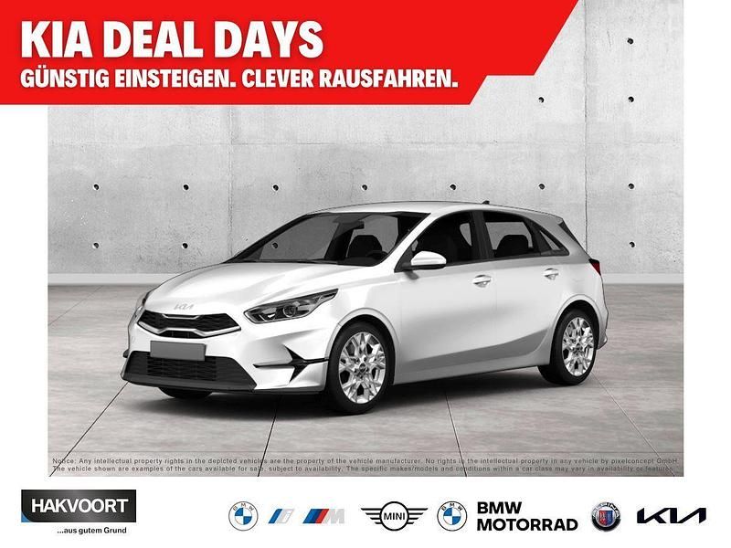 Deluxeweiss metallic Neu 2025 Kia XCeed Spirit SUV | 30.431 € (Fairer Preis) - Bild 1/4