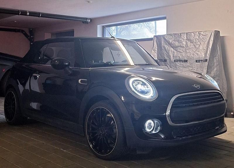 Gebraucht Mini One Cabriolet Chili 102 PS (75 kW) 2020 Schwarz Cabrio