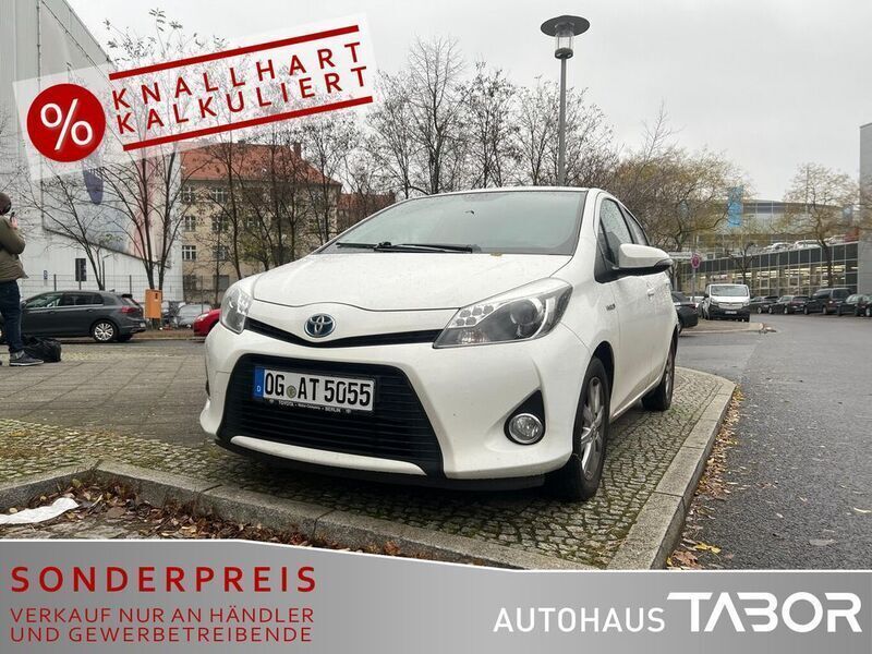 Super white 2 Gebraucht 2014 Toyota Yaris Hybrid Edition Kleinwagen | 8.985 € (Fairer Preis) - Bild 1/4