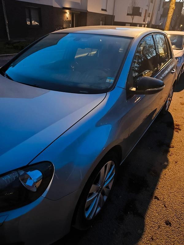 Gebraucht VW Golf VI Style 86 PS (63 kW) 2011 Blau Kleinwagen