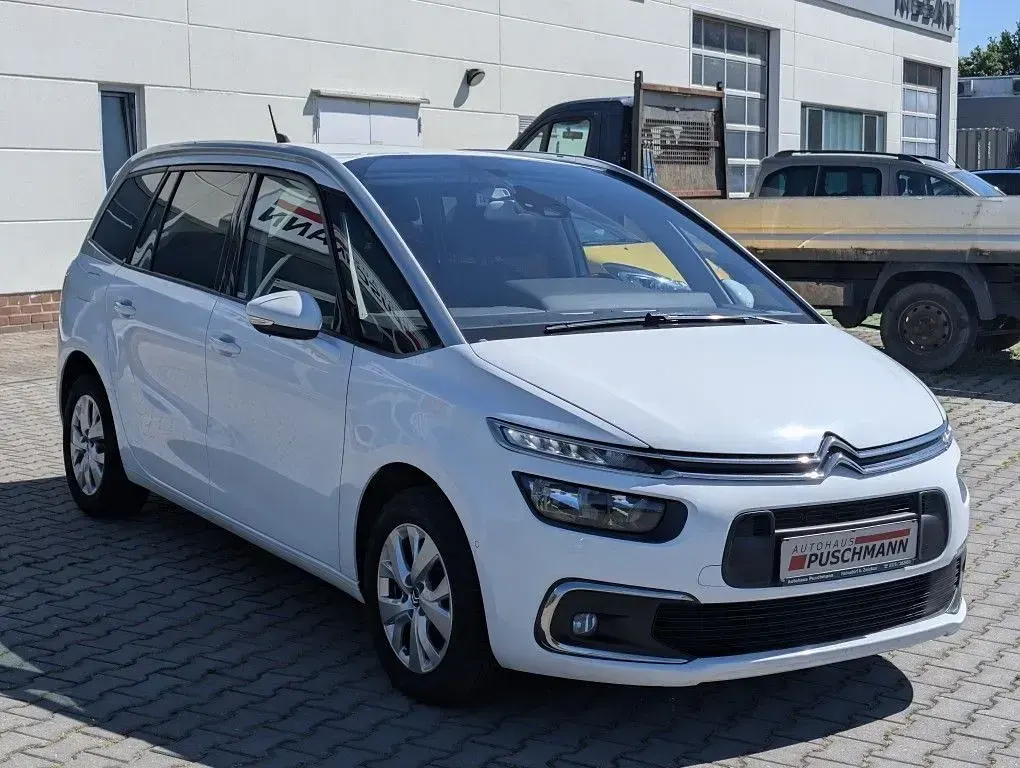 Gebraucht Citroën C4 SpaceTourer PureTech 131 PS (96 kW) 2019 Polarweiß Van / Kleinbus