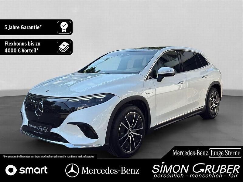 Weiß Gebraucht 2022 Mercedes EQS450+ Electric Art SUV | 79.900 € (Fairer Preis) - Bild 1/4