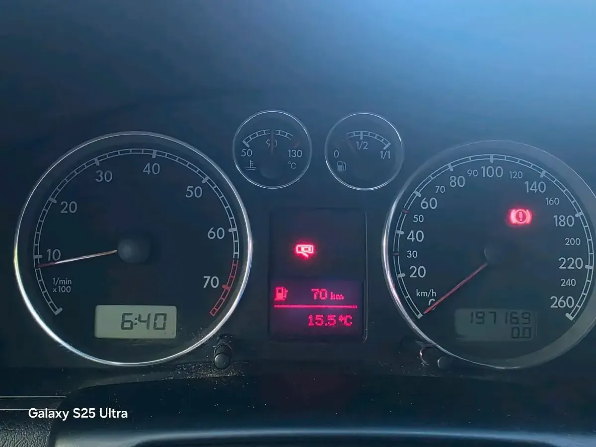 Second-hand VW Passat 185 CP (136 kW) 2002 Albastru Break