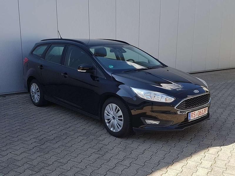 Gebraucht Ford Focus Business Edition 125 PS (91 kW) 2018 Schwarz Kombi