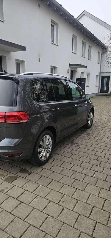 Gebraucht VW Touran Join 150 PS (110 kW) 2018 Grau Van / Kleinbus