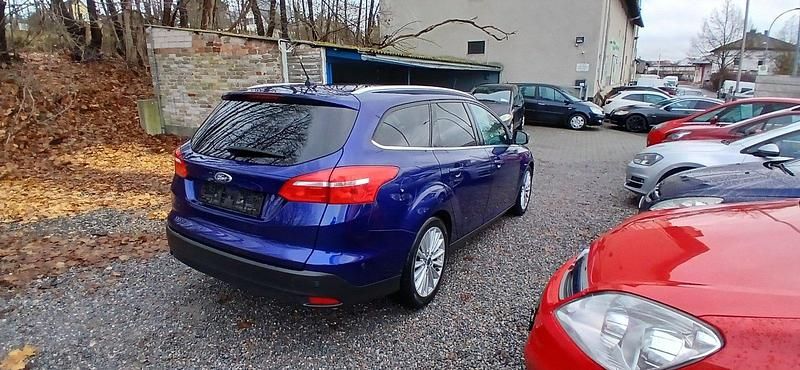Gebraucht Ford Focus 125 PS (91 kW) 2018 Blau Kombi
