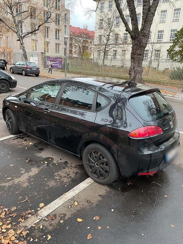 Schwarz Gebraucht 2008 Seat Leon Comfort Kleinwagen | 1.900 € (Superpreis) - Bild 1/4