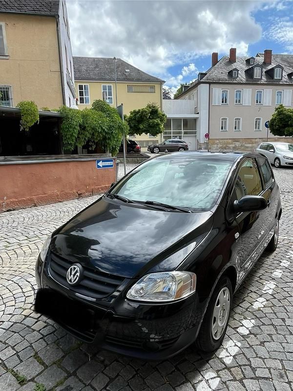 Schwarz Gebraucht 2006 VW Fox Kleinwagen | 2.099 € (Fairer Preis) - Bild 1/4