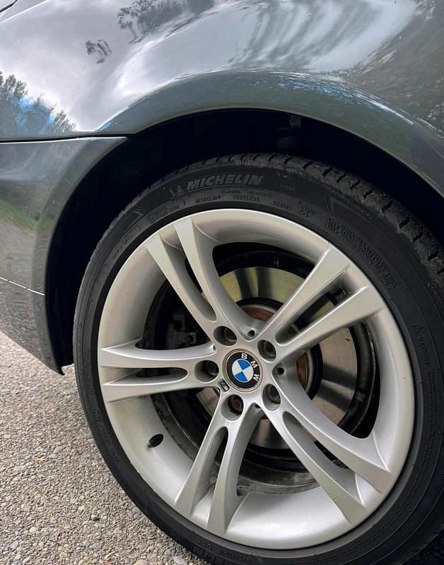 Gebraucht BMW 530 220 PS (161 kW) 2008 Blau Limousine