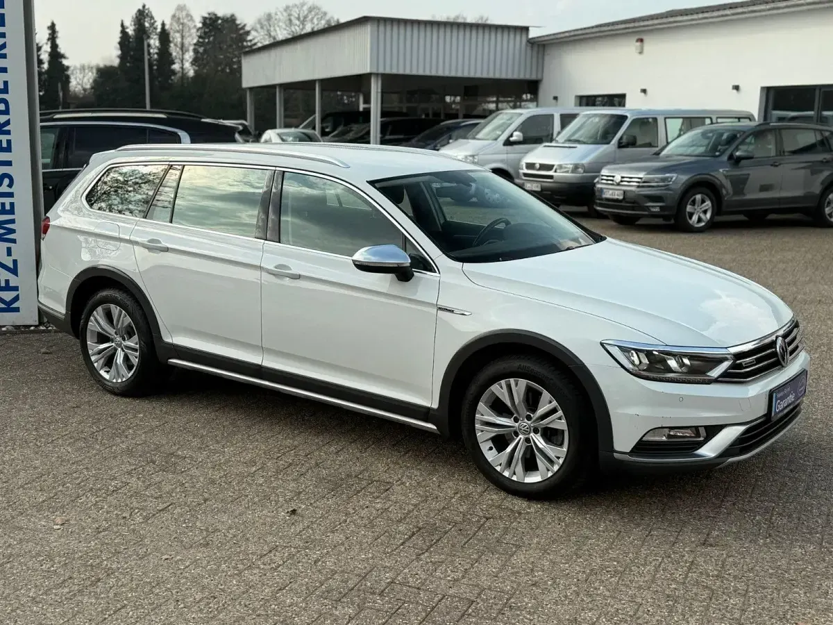 Gebraucht VW Passat Alltrack 190 PS (139 kW) 2016 Weiß Kombi