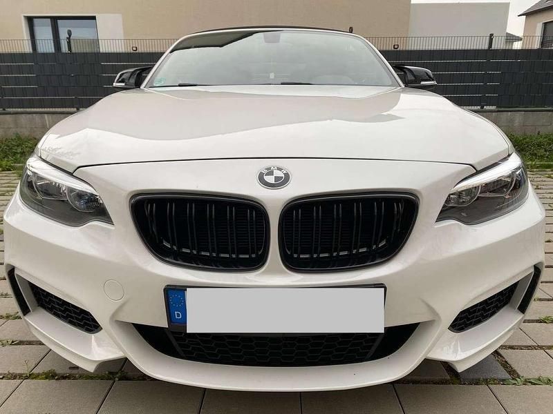 Weiß Gebraucht 2016 BMW 218 M Sport Cabrio | 17.990 € (Guter Preis) - Bild 1/4