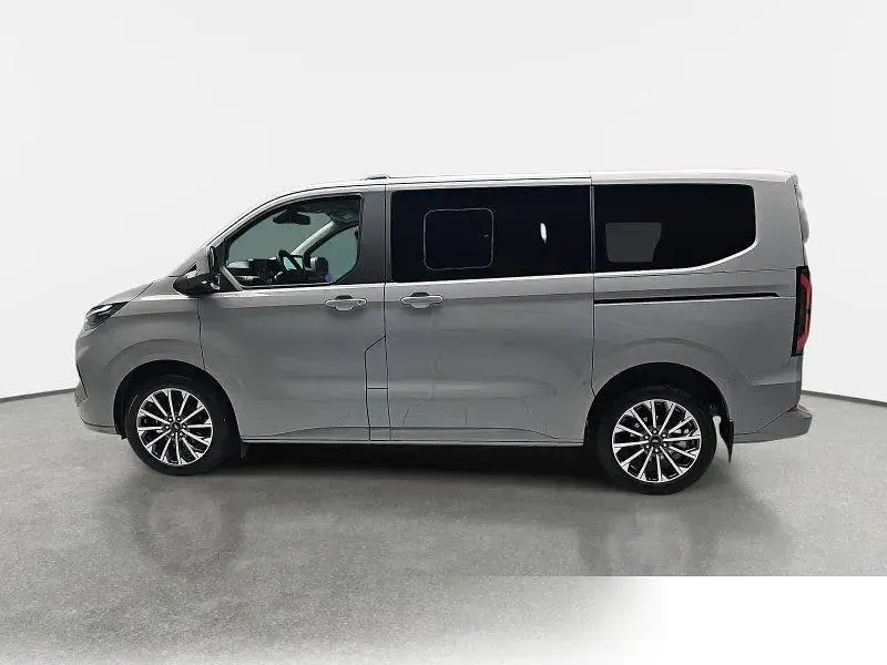 Neu Ford Tourneo Custom 170 PS (125 kW) 2026 Grau Van