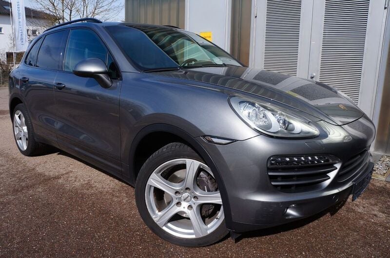 Gebraucht Porsche Cayenne Sport 245 PS (180 kW) 2011 Grau SUV