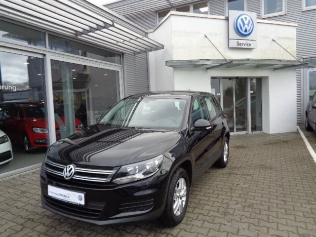 Gebraucht VW Tiguan Business 140 PS (102 kW) 2013 Schwarz metallic SUV