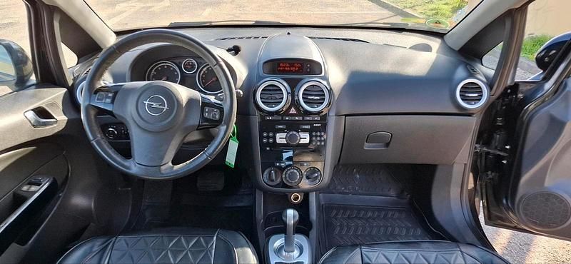 Gebraucht Opel Corsa 86 PS (63 kW) 2010 Schwarz Kleinwagen