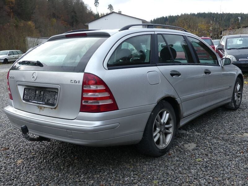 Gebraucht Mercedes C200 122 PS (89 kW) 2005 Silber Kombi
